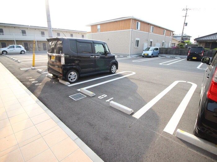 駐車場 メゾン感田　C棟