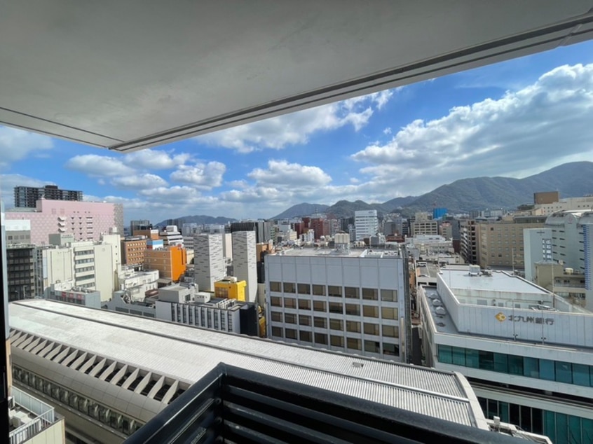 室内からの展望 Ｌａ　Ｆｅｌｉｚ魚町