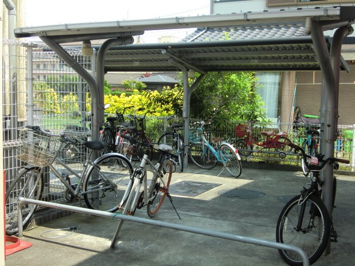 駐輪場 モンターニュＡ