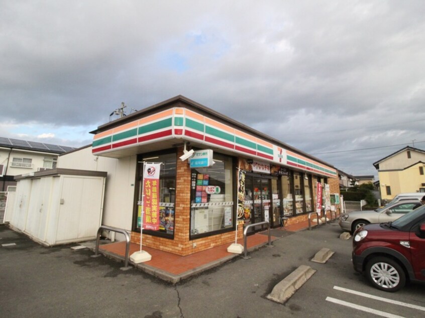 セブンイレブン(コンビニ)まで450m モンターニュＡ