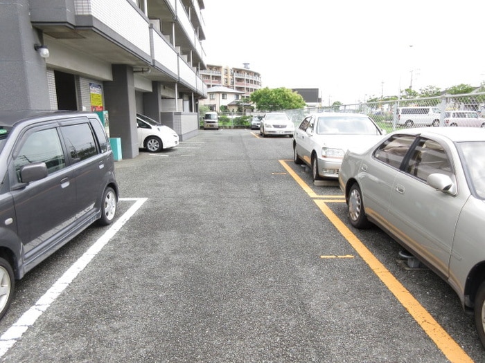 駐車場 プライマリー三苫駅前