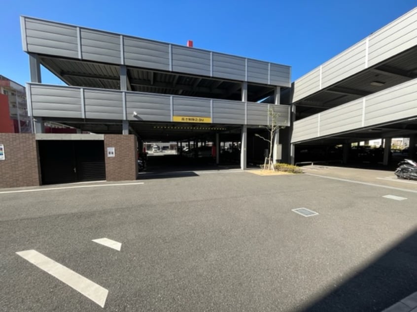 駐車場 メディプラカーサ