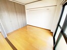 居室 ロイヤルセンタ－ＢＬＤ ８０
