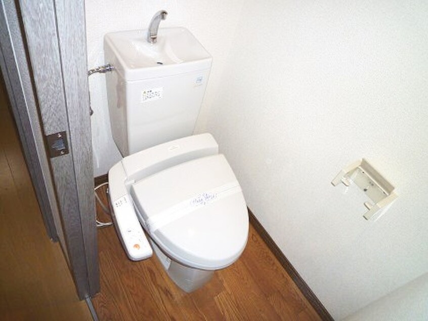 トイレ ロイヤルセンタ－ＢＬＤ ８０