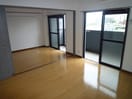 内観写真 ロイヤルセンタ－ＢＬＤ ８０
