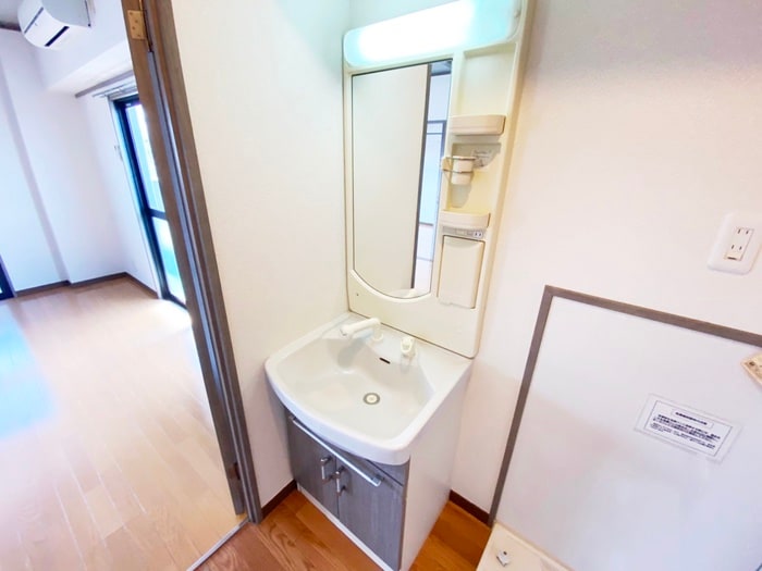 洗面 ロイヤルセンタ－ＢＬＤ ８０