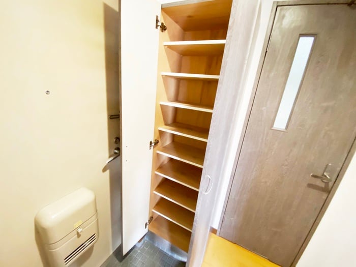 靴箱 ロイヤルセンタ－ＢＬＤ ８０