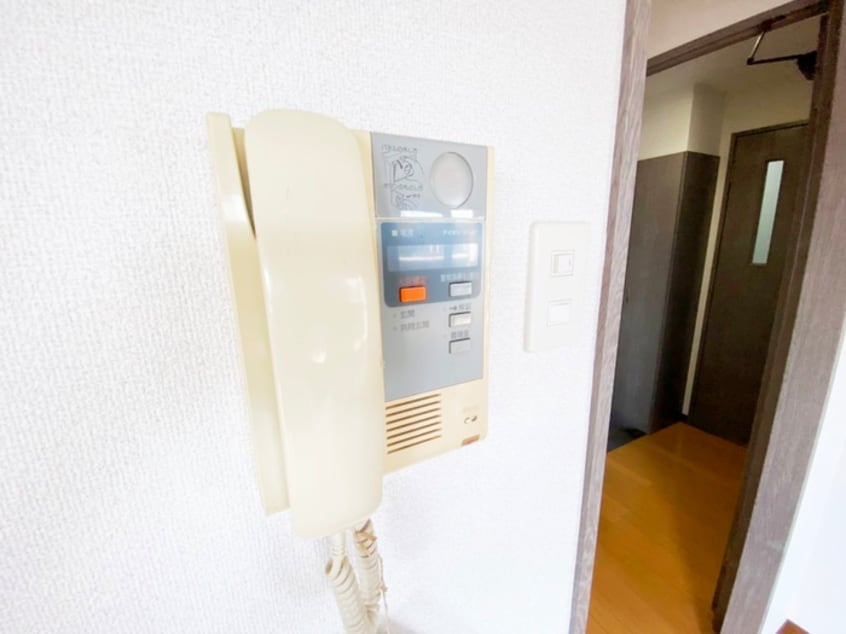 内観写真 ロイヤルセンタ－ＢＬＤ ８０