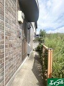 エントランス部分 ウィルコート舞の里
