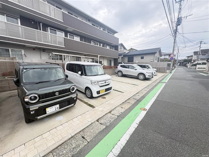 駐車場 ラ・ルート若宮