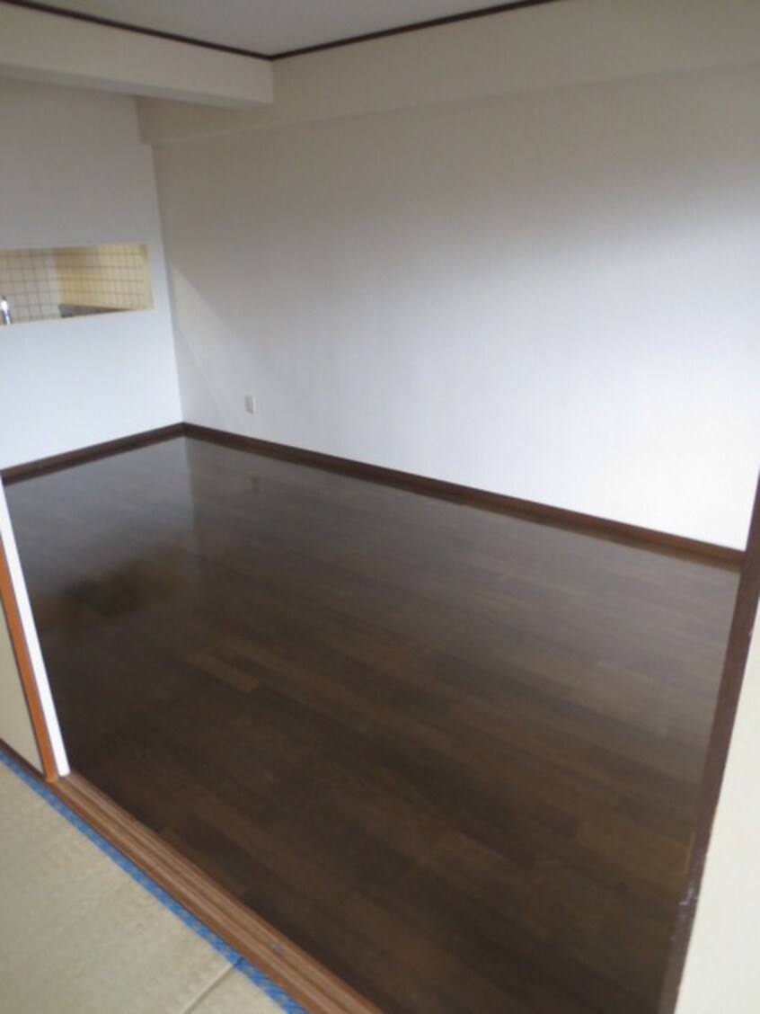 居室 エルスタンザ別府