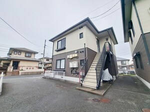 チェリーヒルズ　A棟