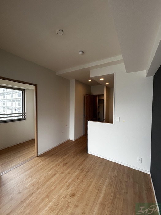 居室 ALLEM　YOSHIZUKA