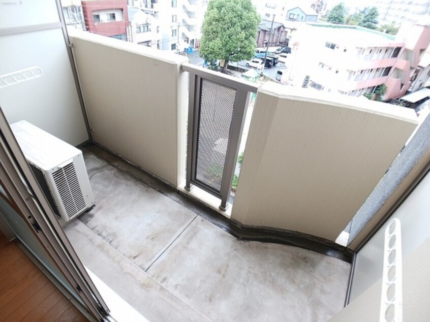 ベランダ・バルコニー ア－バンフォレスト片野