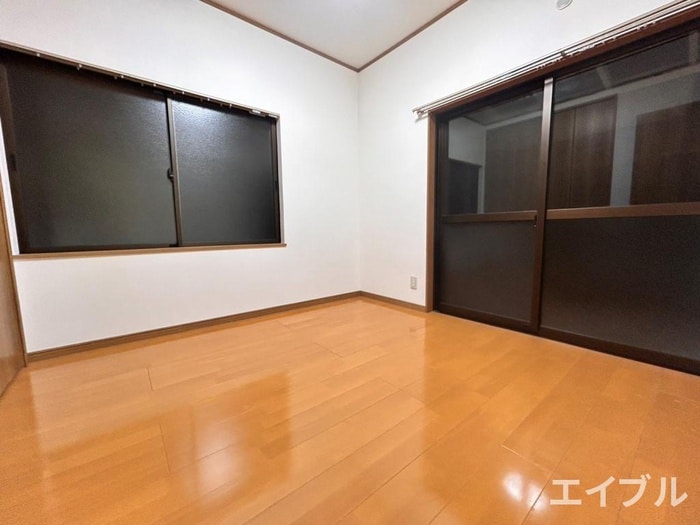 居室 天降川借家