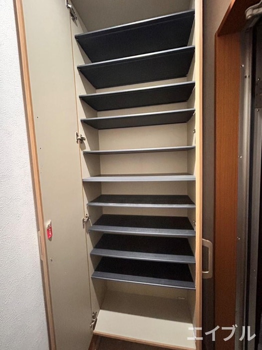 靴箱 天降川借家