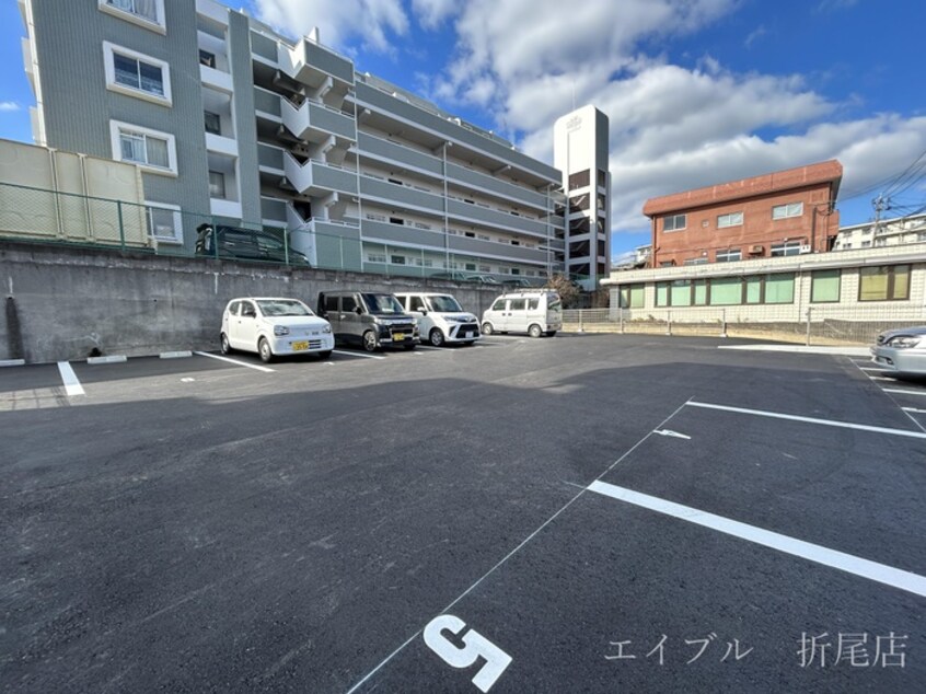 駐車場 プレステージ友田コンフォース