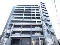 THE　SQUARE・Royal　Terrace
