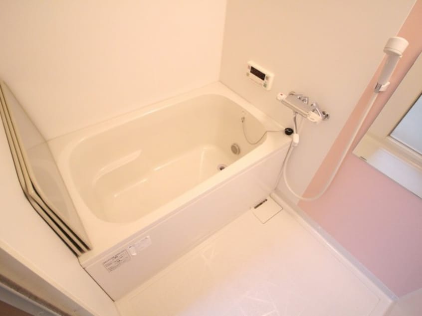 バス／シャワールーム等 プチメゾン石坪町Ⅱ