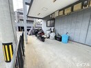 バイク置き場 モーリス鳥飼