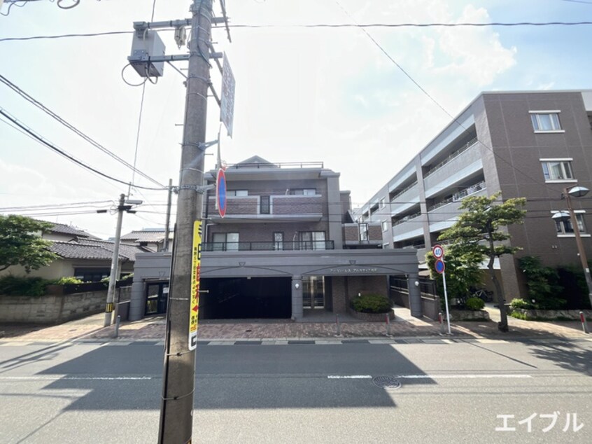 室内からの展望 モーリス鳥飼