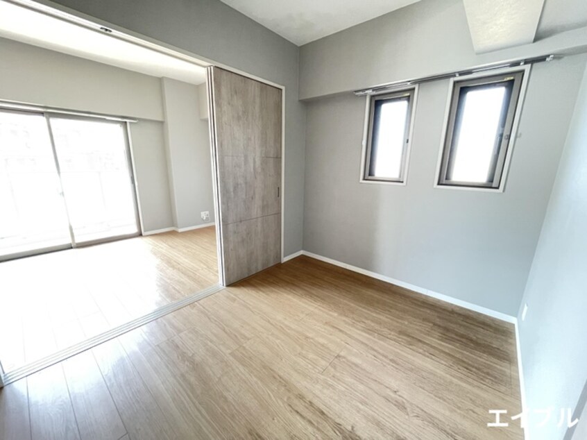 居室 エルグランド博多