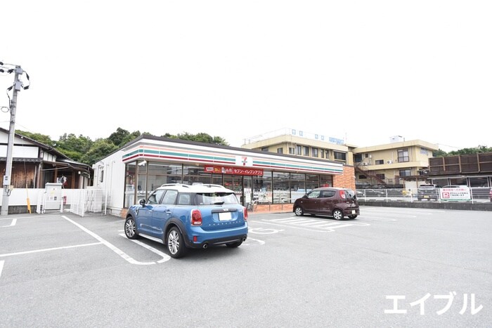 セブンイレブン(コンビニ)まで1200m グリーンコート