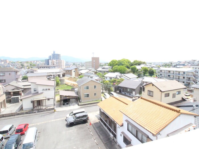 室内からの展望 秋桜中間