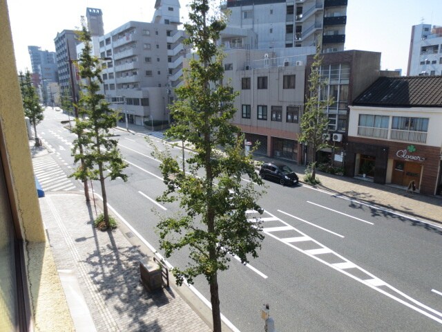室内からの展望 中野ビル