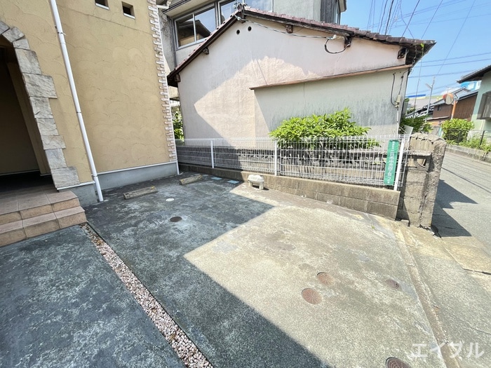 駐車場 サンヴァイオレットⅡ番館