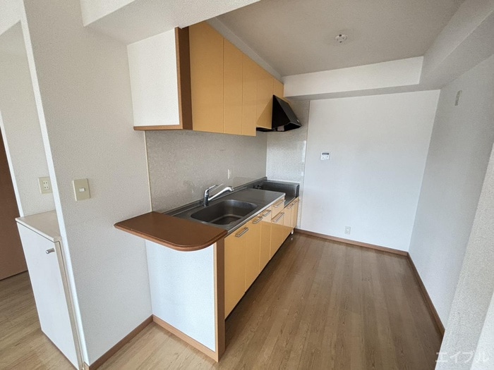 キッチン プロムナ－ド・セリ－ヌ参番館