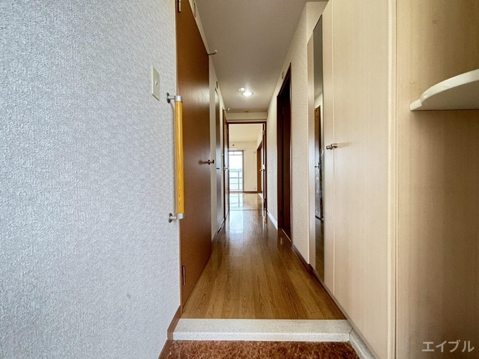 廊下 プロムナ－ド・セリ－ヌ参番館