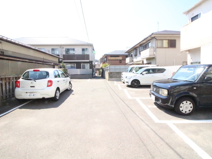 駐車場 シャーメゾンウィステリア