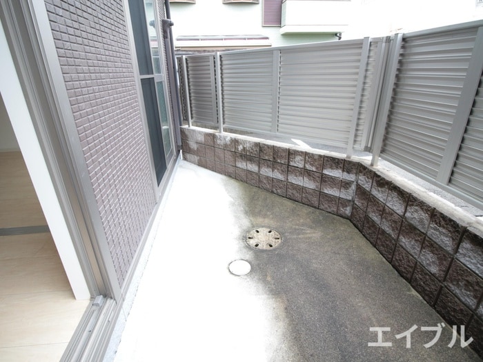 ベランダ・バルコニー シャーメゾンウィステリア