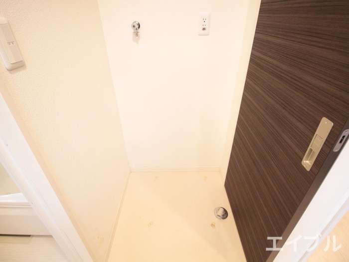 洗濯機置場 シャーメゾンウィステリア