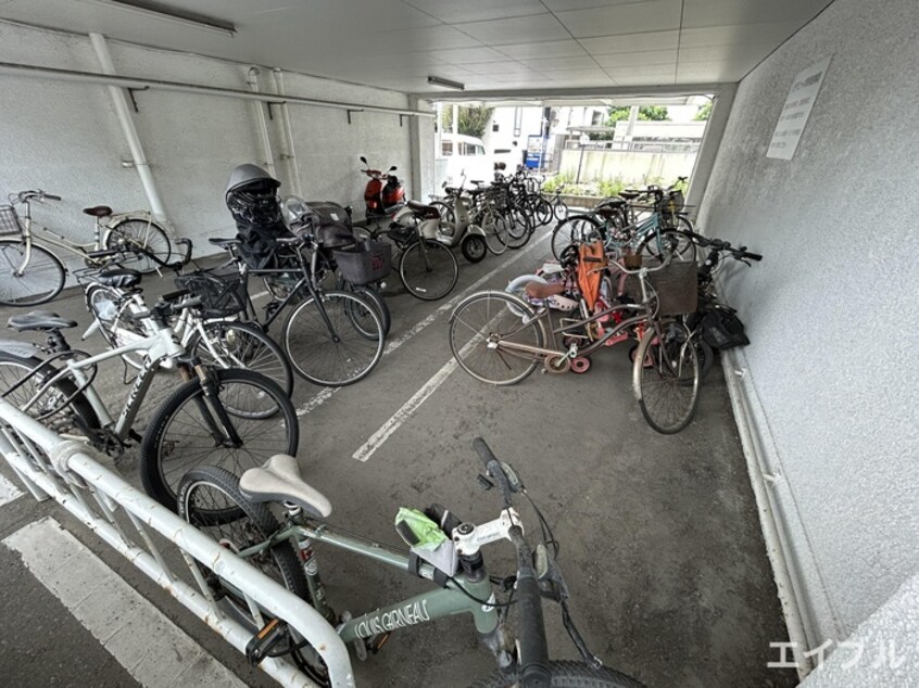 駐輪場 八千代コーポ
