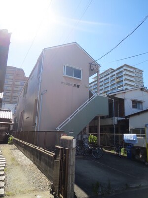 サンスカイ貝塚駅前