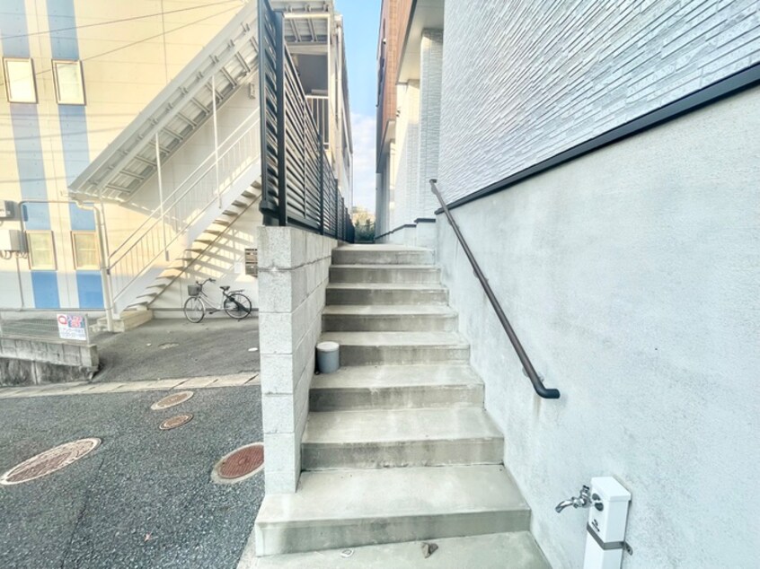 エントランス部分 BOX海老津ステーション
