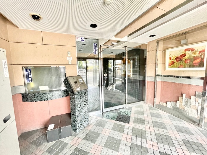 エントランス部分 アリビオ折尾