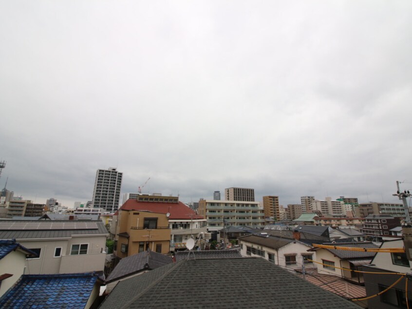 室内からの展望 エルモス西新