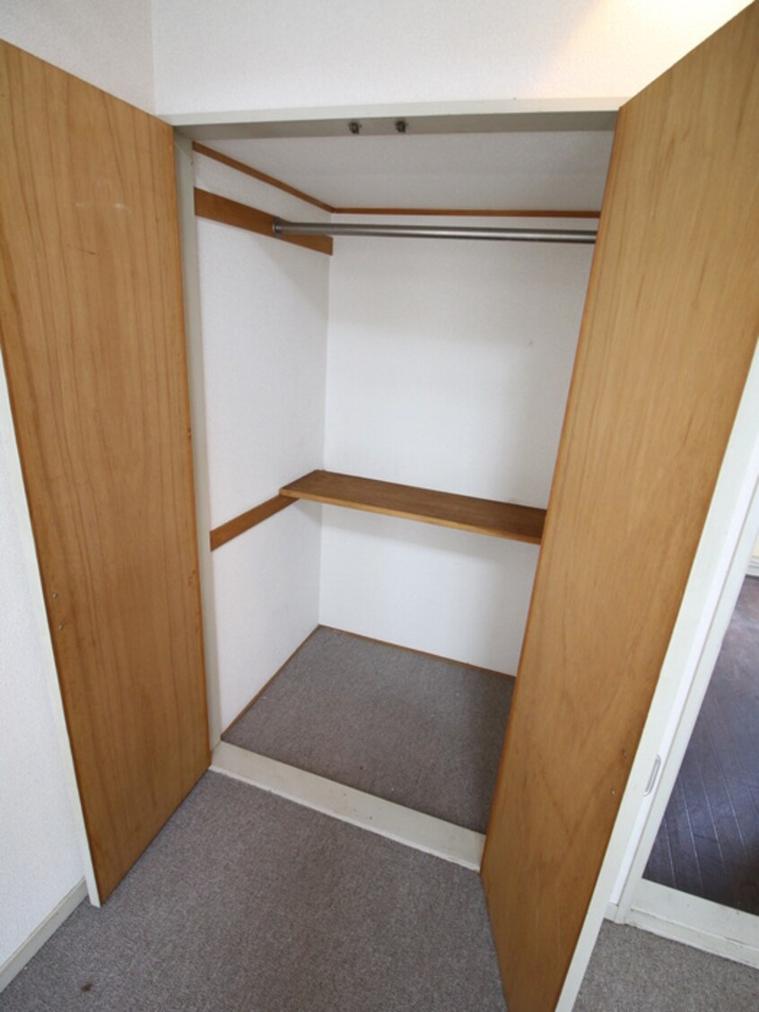 収納 春町アパート