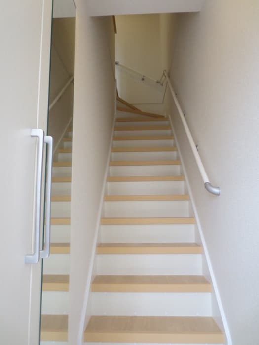 玄関 ベローナ春日野