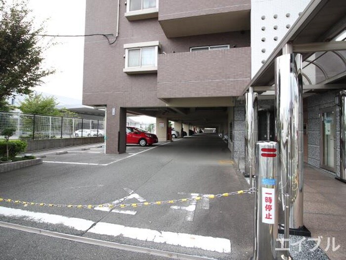 駐車場 ヴェルモントルラーシュ