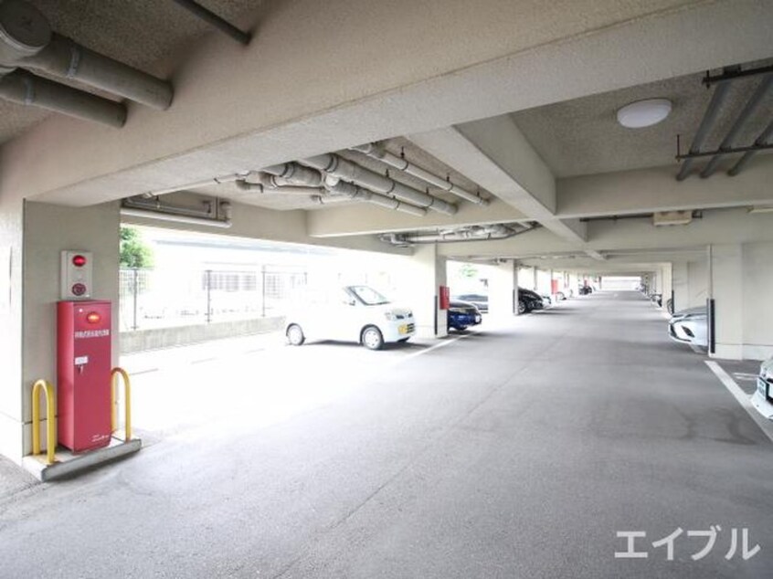 駐車場 ヴェルモントルラーシュ