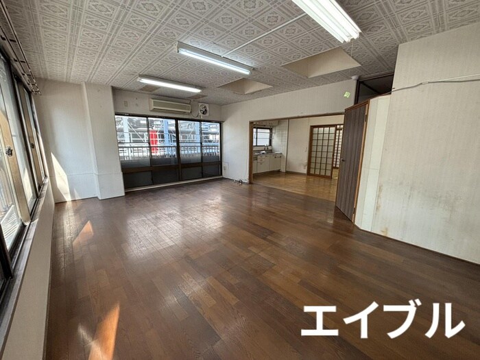 居室 伊地知ビル