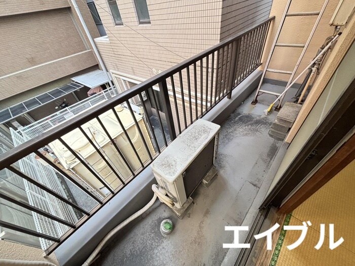 ベランダ・バルコニー 伊地知ビル