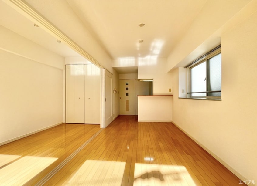 居室 メゾンドリバティ西新