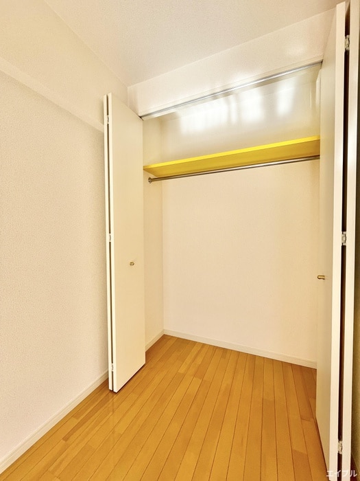 収納 メゾンドリバティ西新