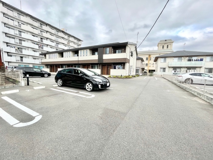 駐車場 ペーパームーン