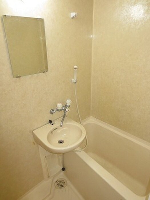 バス／シャワールーム等 RISO初音